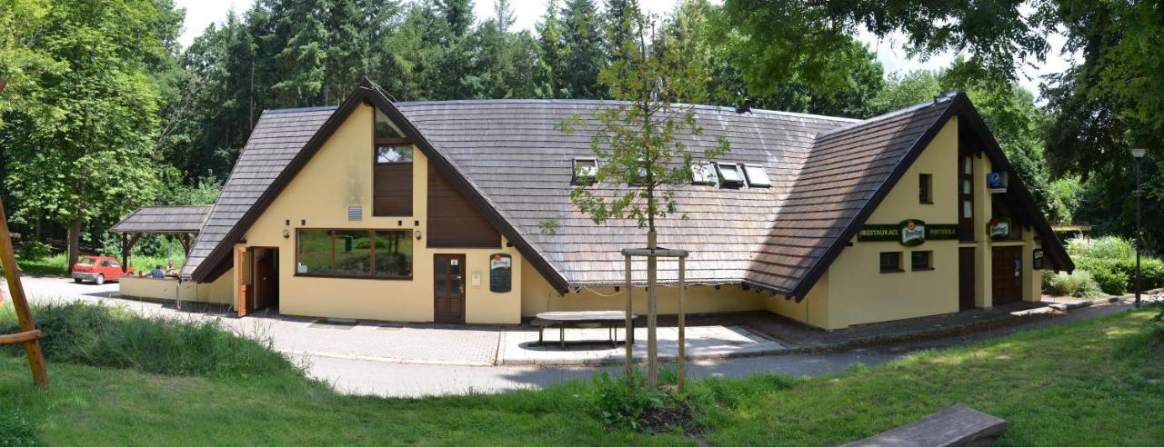 Penzion A Restaurace Pintovka Tábor Exterior foto
